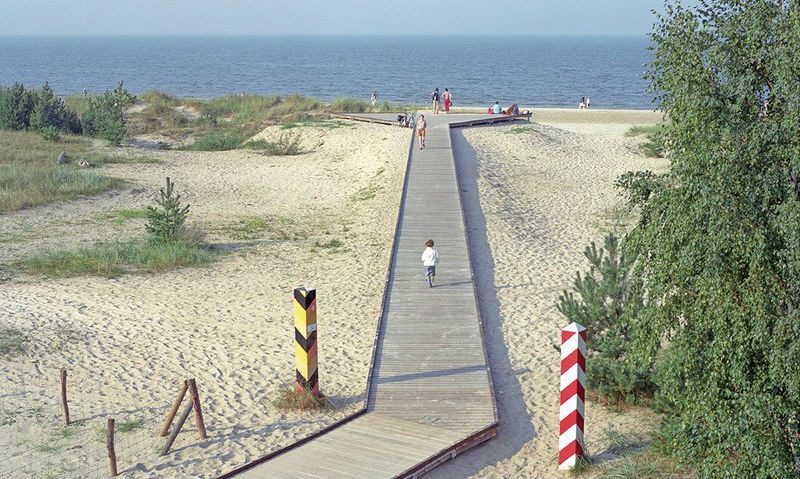 Borderlines00