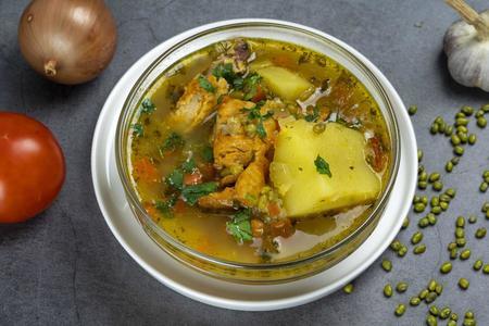 Турецкий чечевичный суп с овощами и копченостями: шаг 9