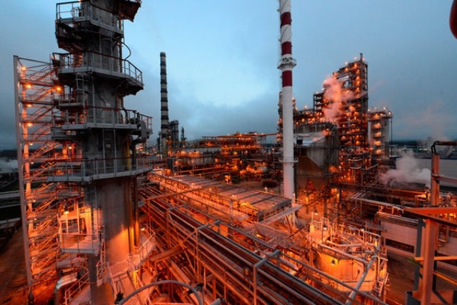 Утомлённые нефтью: Лукашенко отмораживает чужие уши