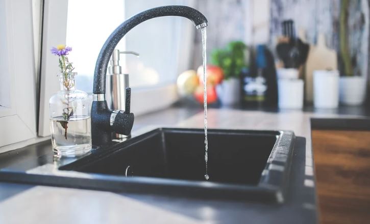 Плановые отключения горячей воды в Северном начнутся не раньше июля