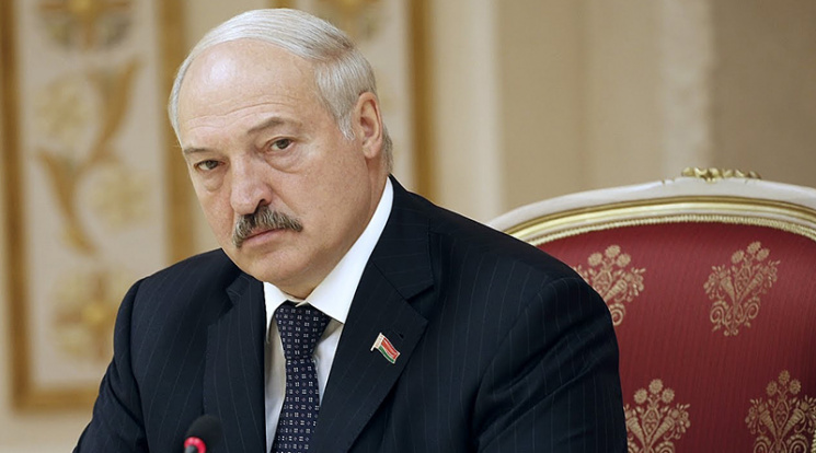 Лукашенко заподозрили в "мюнхенском сговоре" Лукашенко заподозрили в "мюнхенском сговоре"