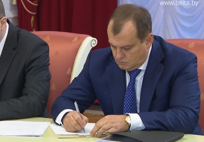 Знакомьтесь: олигархия и "Семья" Лукашенко