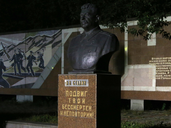 Хождение по трупам: почему русские любят садиста Сталина Хождение по трупам: почему русские любят садиста Сталина