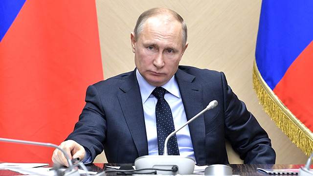Путин о применении военной силы в обход СБ ООН: Играет на руку террористам