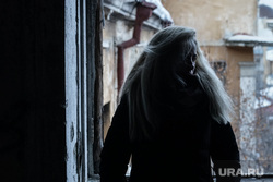 Съёмки второй серии сериала "Ловушка для китов". Екатеринбург, девушка, кризис, грусть, школьница, тоска, безысходность, подросток, одиночество, тлен, депрессия