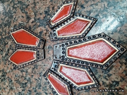 Мастер-класс: колье из кожи своими руками Мастер-класс: колье из кожи своими руками