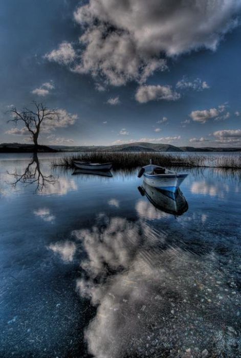 Шикарные отражения в воде (36 фото) Шикарные отражения в воде