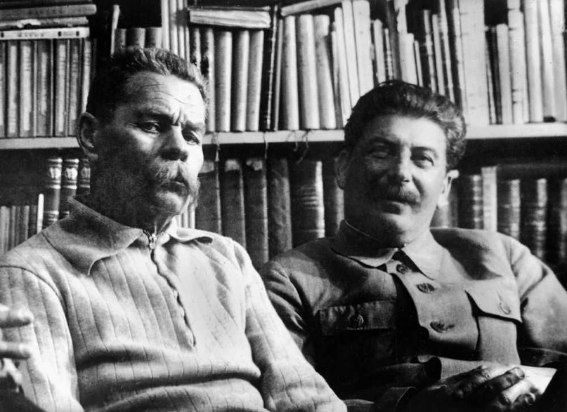Сталин вышел на первое место в списке самых великих людей человечества Сталин вышел на первое место в списке самых великих людей человечества