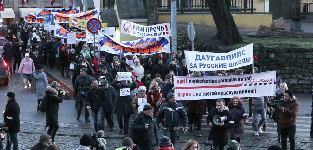 Не копайте яму русским. А то мы используем её, как окоп!