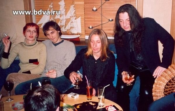 Папа — стакан портвейна: Что пили российские рок-звезды Папа — стакан портвейна: Что пили российские рок-звезды