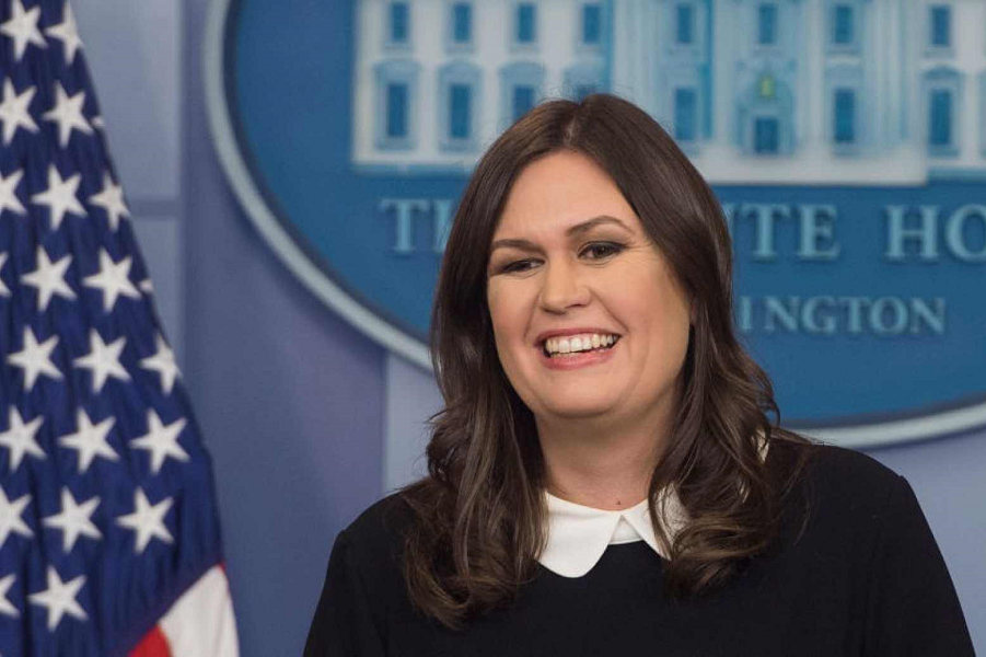 Зачем санкции? Это Трамп умягчает Путина перед встречей!