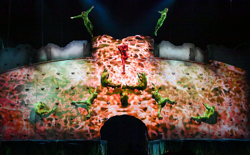 Cirque du Soleil и шоу OVO