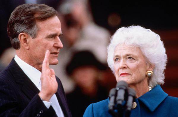 Трамп не приедет на похороны Барбары Буш из уважения к ее семье