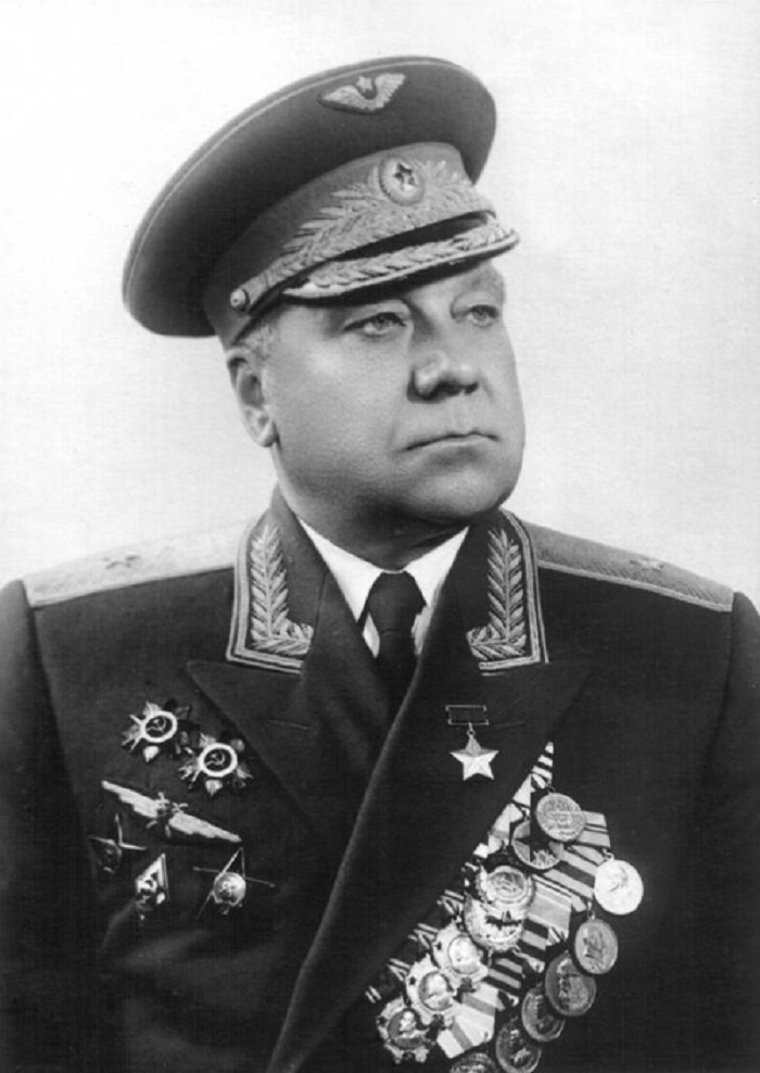 Вот зачем первого Героя Советского Союза прятали от всего мира Вот зачем первого Героя Советского Союза прятали от всего мира