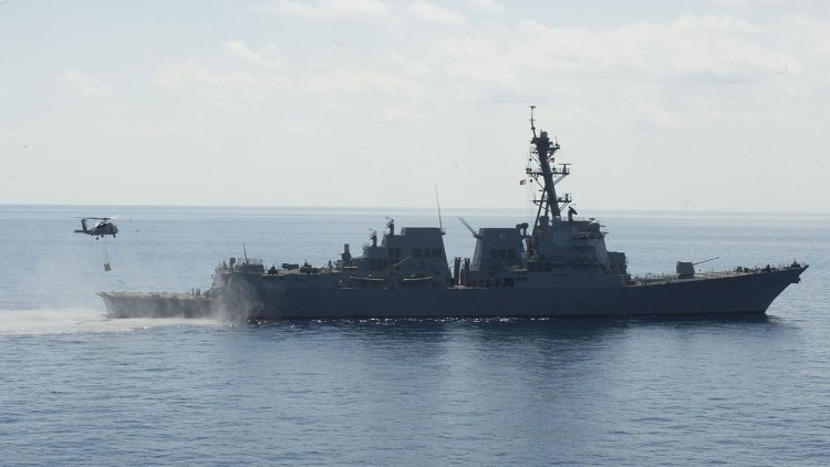 Американский эсминец «Росс» вошел в воды Черного моря