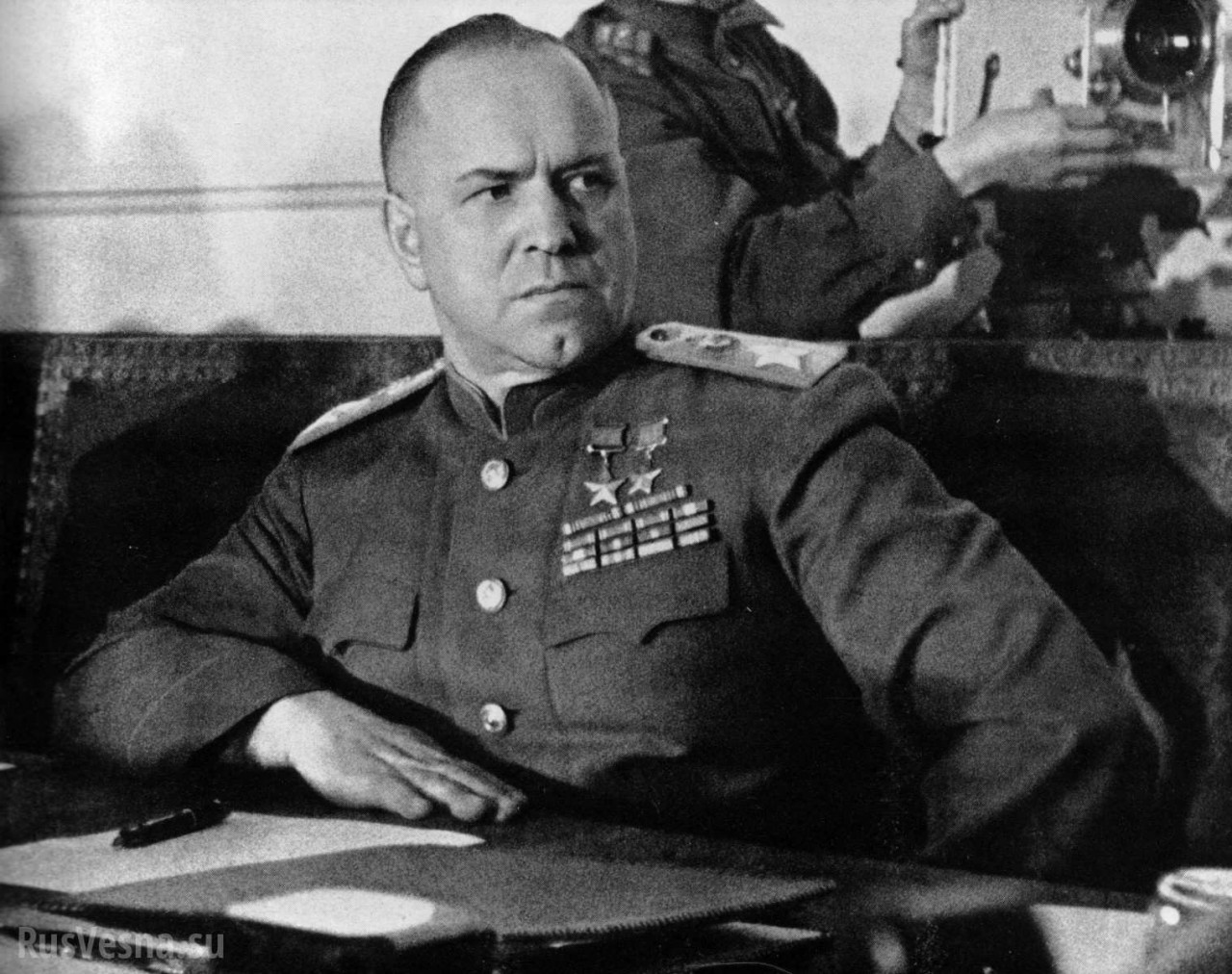 «Командование советских войск», ч.1. Жуков Георгий Константинович (1896—1974) «Командование советских войск», ч.1. Жуков Георгий Константинович (1896—1974)