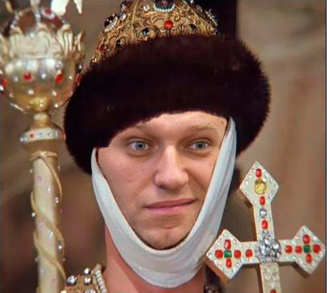 Навальный прав! ОН - нам не царь! Навальный прав! ОН - нам не царь!
