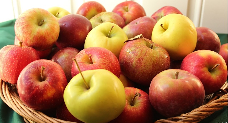 Useful properties of apples