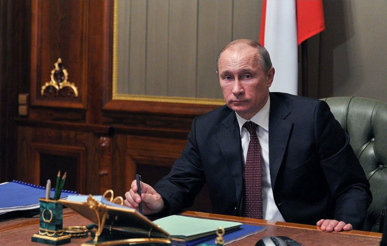 Путин перед престолом Ротшильдов и Рокфеллеров Путин перед престолом Ротшильдов и Рокфеллеров