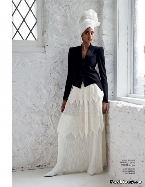 Совместная фотосессия Иман и Имаан для Vogue Arabia Совместная фотосессия Иман и Имаан для Vogue Arabia