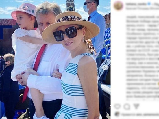 Навка, как уроженка Украины, расстроилась отсутствию украинских солдат на Параде Навка, как уроженка Украины, расстроилась отсутствию украинских солдат на Параде