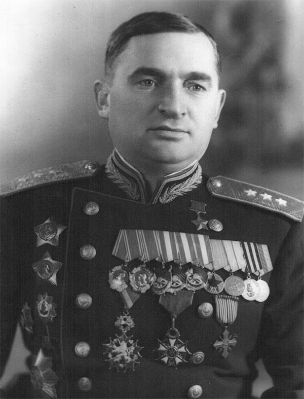 НА КОГО СИМОНОВ ПРОМЕНЯЛ СЕРОВУ