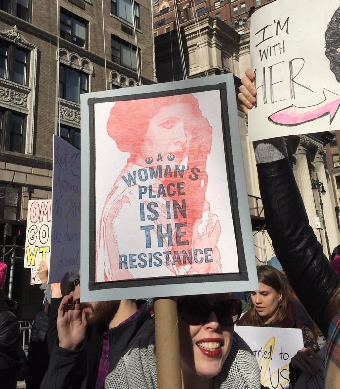 "Место женщины - в сопротивлении!" "Место женщины - в сопротивлении!" ynews, вашингтон, женский марш, наглядная агитация, новости, нью-йорк, оригинально, сша