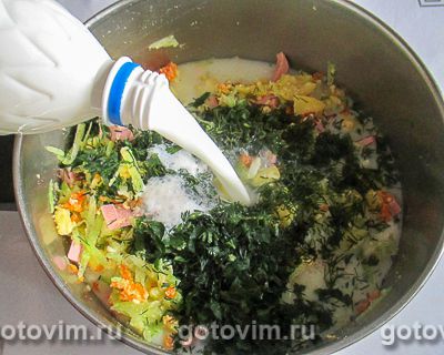 Окрошка с редькой, морковкой и колбасой на тане (тандеме), Шаг 08