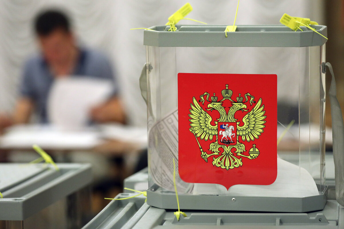 Такой маленький, и уже еврей! К нам бы приехал.....Любят они за Россию страдать!