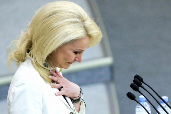 Голикова снова заплакала – Журналисты показали редкие кадры