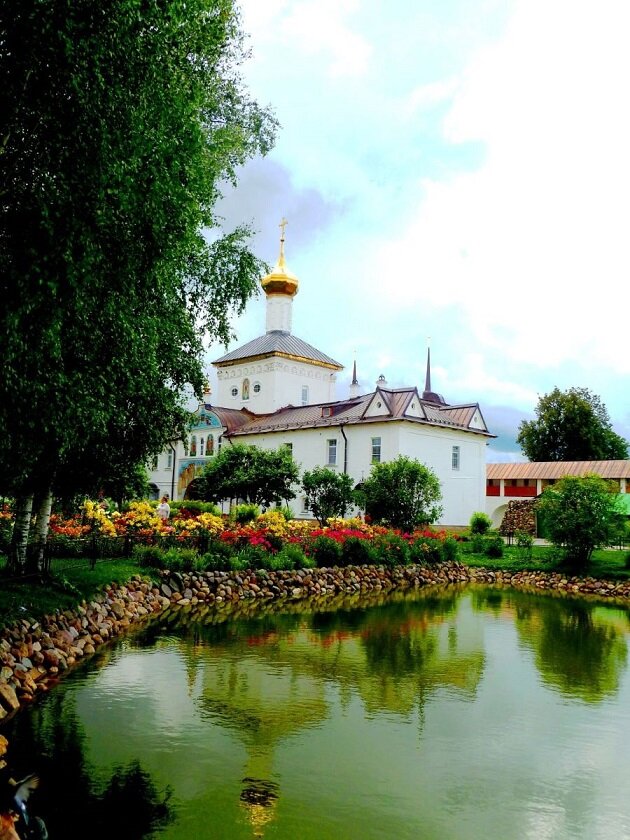 Чем известен Толгский монастырь в Ярославле