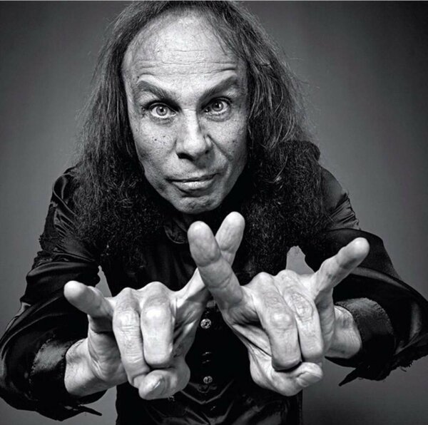 *фото - Classic Rock Magazine