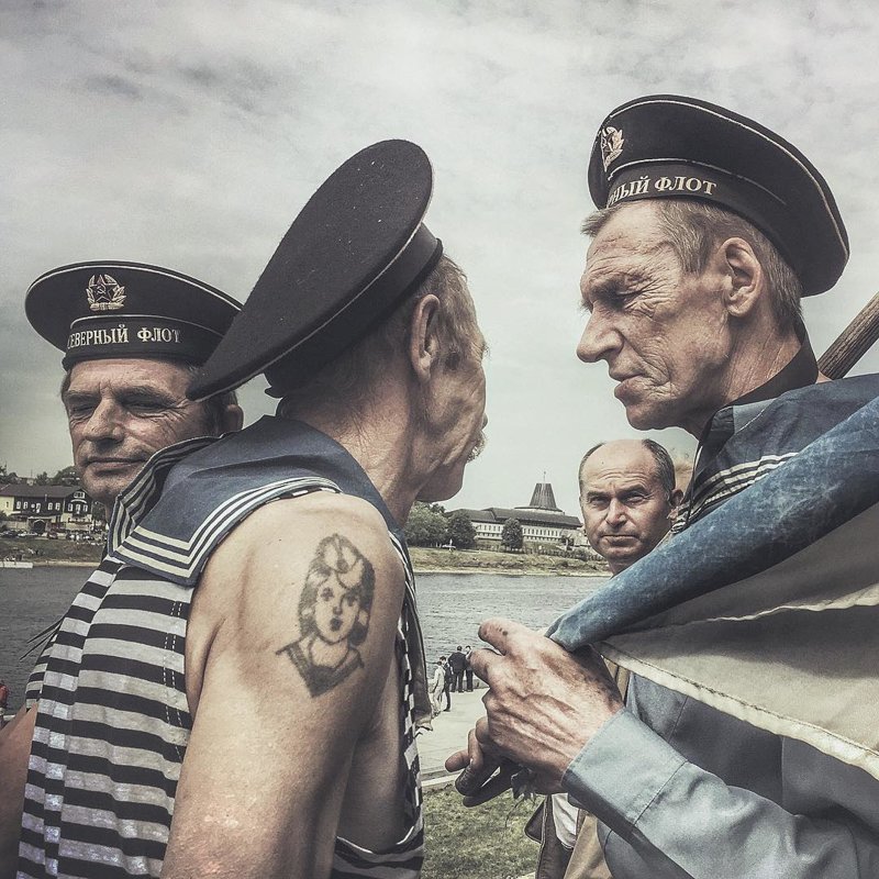 Фотограф документирует суровые улицы России с помощью iPhone Фотограф документирует суровые улицы России с помощью iPhone Дмитрий Марков, в мире, жизнь, люди, фотограф
