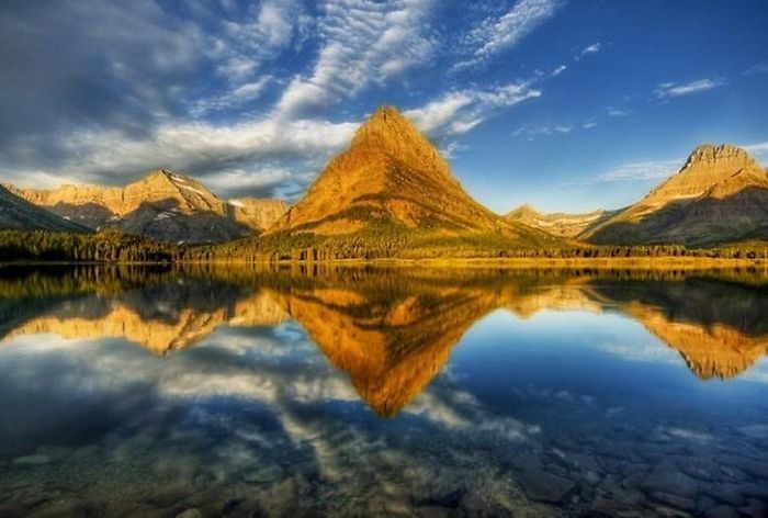 Шикарные отражения в воде (36 фото) Шикарные отражения в воде
