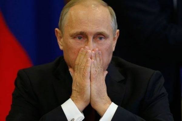 Нам объявлена война. С кем Вы, Владимир Владимирович?