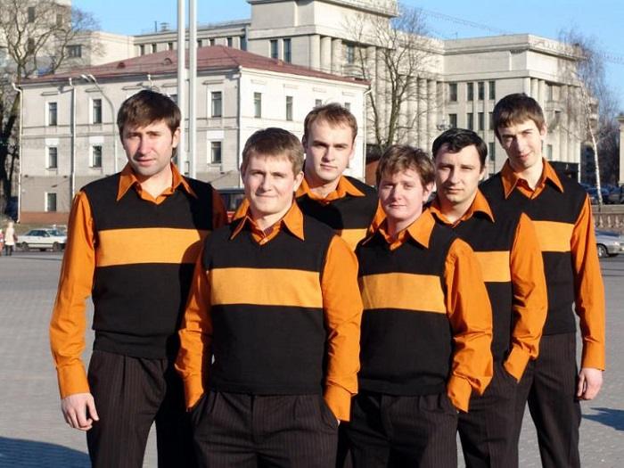 Вот как выглядели известные КВНщики в молодости! Снимки, о которых они мечтают забыть. Вот как выглядели известные КВНщики в молодости! Снимки, о которых они мечтают забыть.