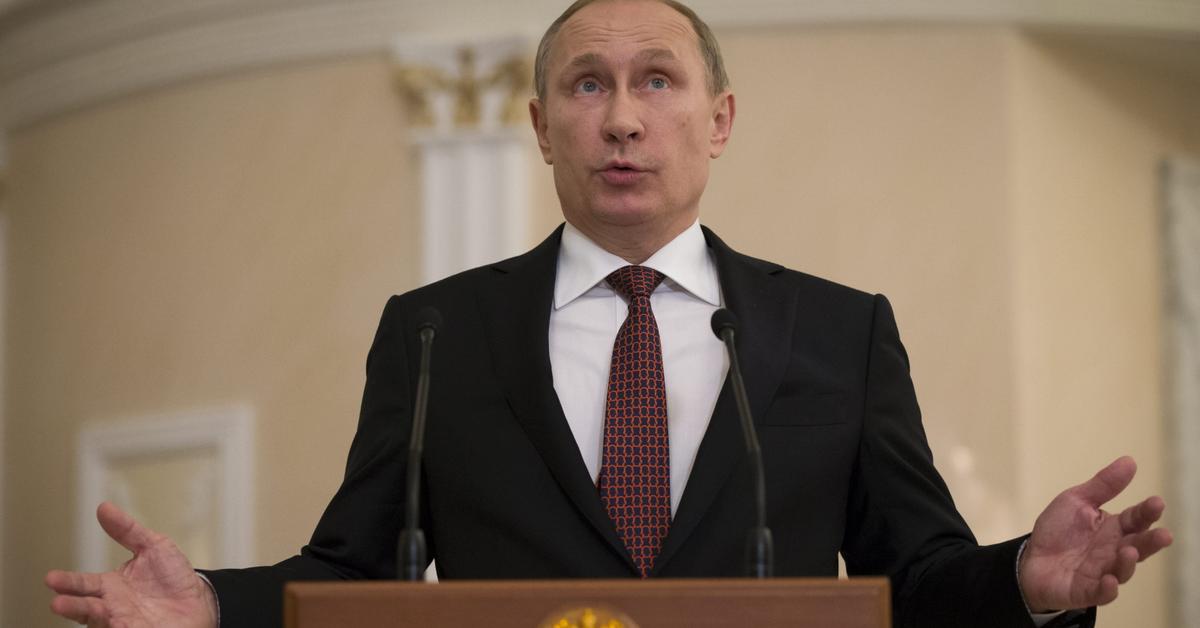 Путин объяснил проблемы с выплатами медикам фразой «мы все люди»