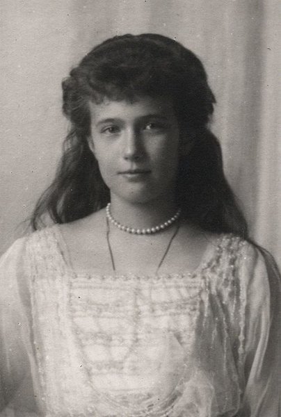 Почему ни одна из дочерей Николая II так и не вышла замуж Почему ни одна из дочерей Николая II так и не вышла замуж