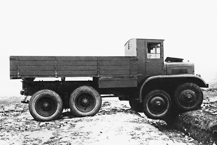 Довоенные грузовики в СССР: самый тяжелый, "самый украинский" и самые обтекаемые Довоенные грузовики в СССР: самый тяжелый, "самый украинский" и самые обтекаемые