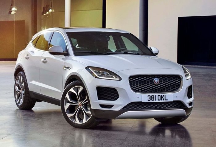 Британский компактный кроссовер Jaguar E-Pace. | Фото: povozcar.ru. Британский компактный кроссовер Jaguar E-Pace. | Фото: povozcar.ru.