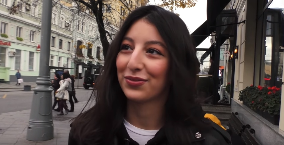 "Я девочка, мне можно всё" А что тогда можно мужчине? Опрос девушек на улице. Женская логика