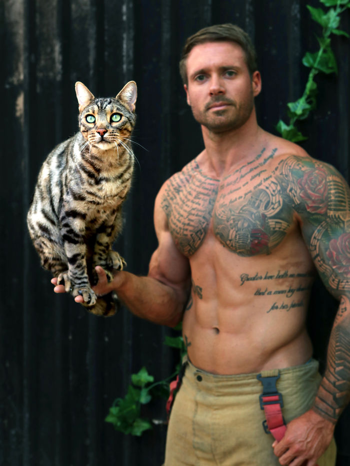 australian-firefighters-animals-calendar-2020-44-5d9c44055aa0b__700.jpg australian-firefighters-animals-calendar-2020-44-5d9c44055aa0b__700.jpg
