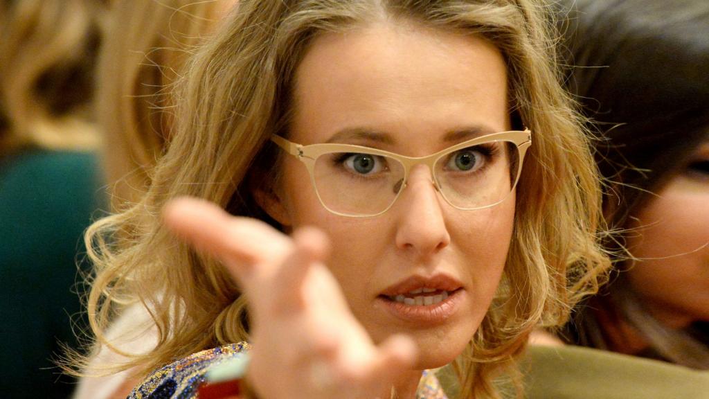 Предвыборный позор: Собчак едет в "украинский" Крым
