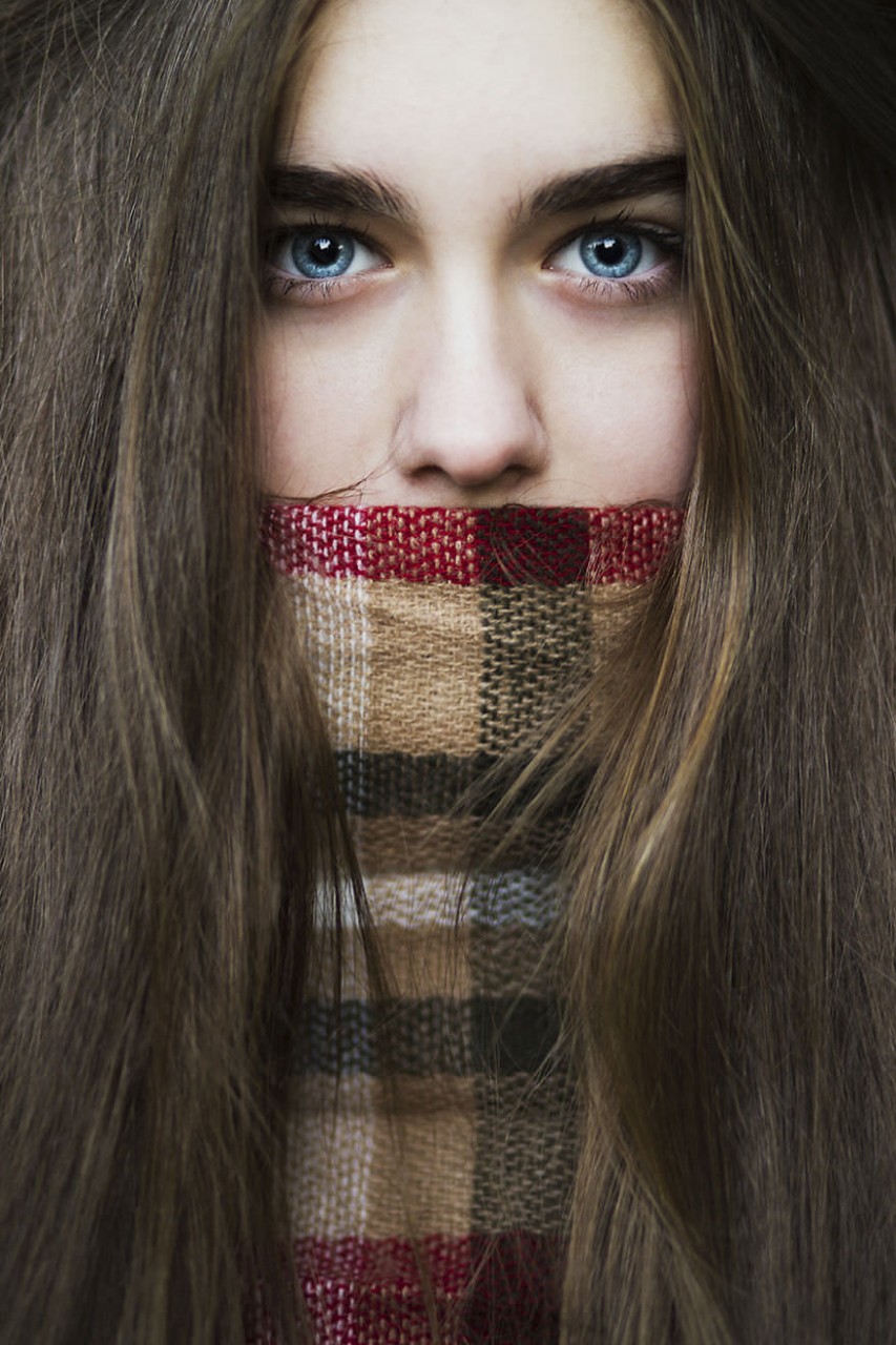 Photographer-inspired-by-a-blue-eyes-models-58974c8fded5a__880