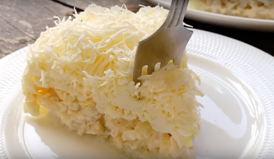 Салат «Пушистый» — невероятно вкусный Салат «Пушистый» — невероятно вкусный