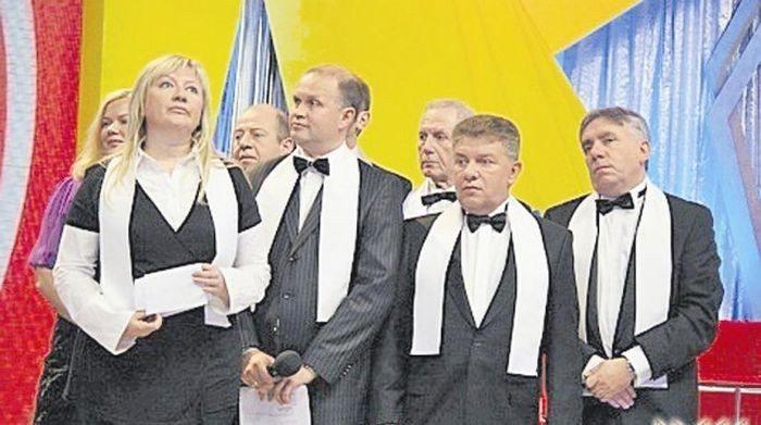 Вот как выглядели известные КВНщики в молодости! Снимки, о которых они мечтают забыть. Вот как выглядели известные КВНщики в молодости! Снимки, о которых они мечтают забыть.