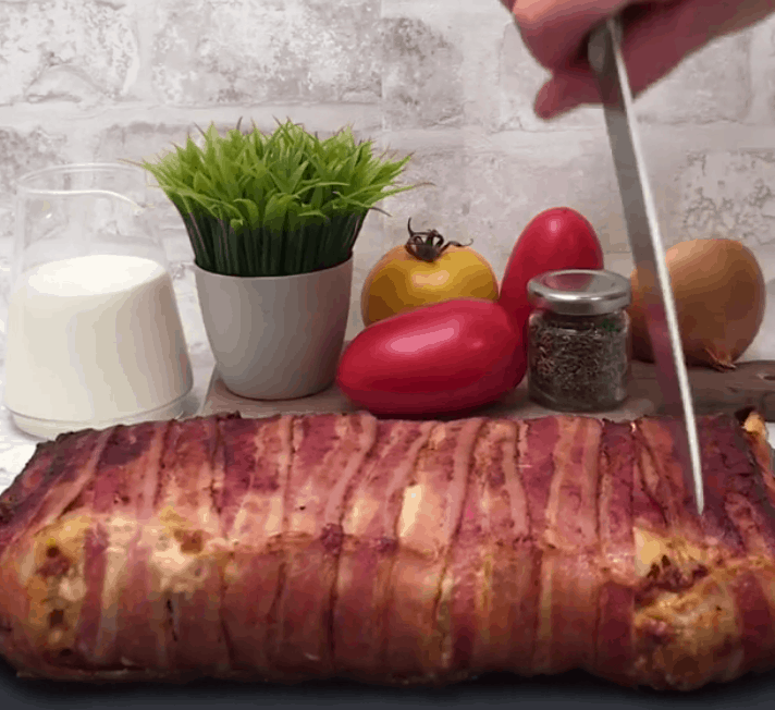 Ароматный бекон: оригинальная подача мясного блюда Ароматный бекон: оригинальная подача мясного блюда