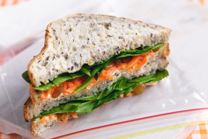 8 безумно вкусных бутербродов, которые можно взять на работу