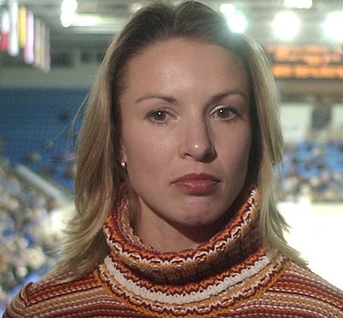 Лобачева тайно оформила брак с молодым коллегой Лобачева тайно оформила брак с молодым коллегой