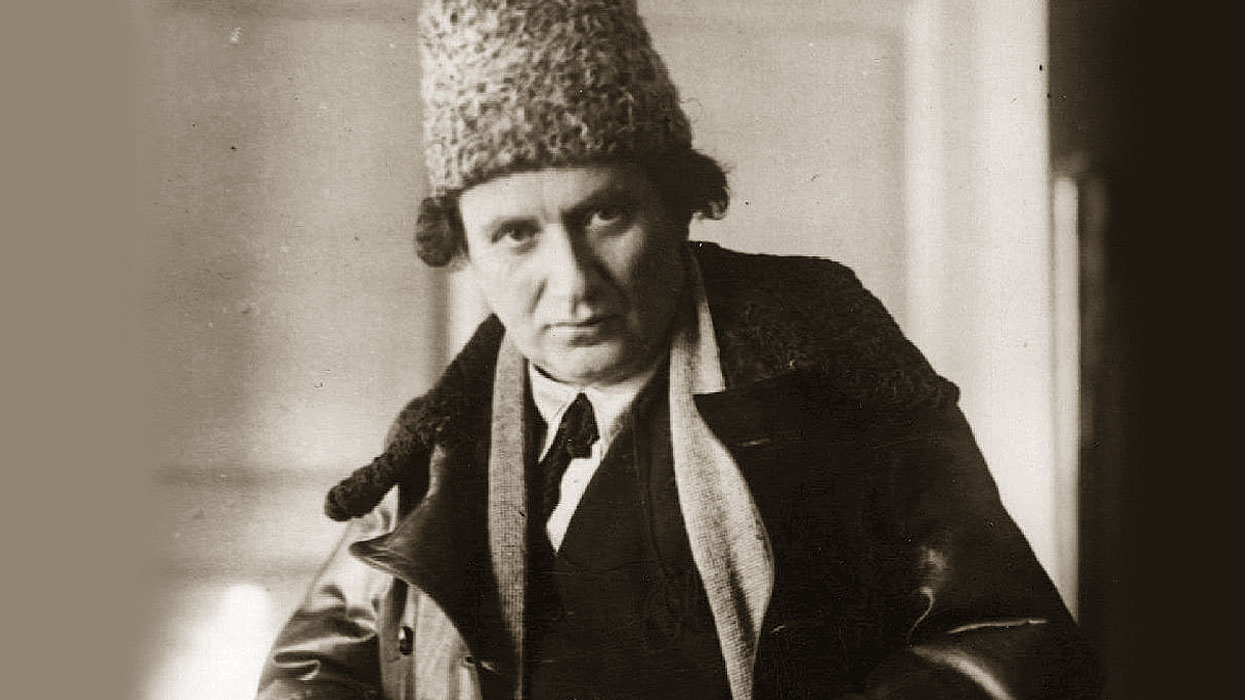 Зиновьев